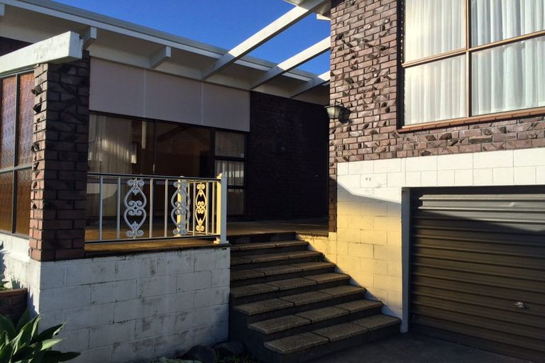 Photo of property in 29 Truby King Street, Merrilands, New Plymouth, 4312