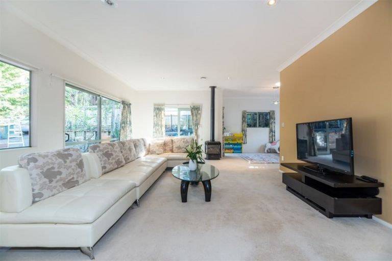 Photo of property in 279c Royal Road, Massey, Auckland, 0614