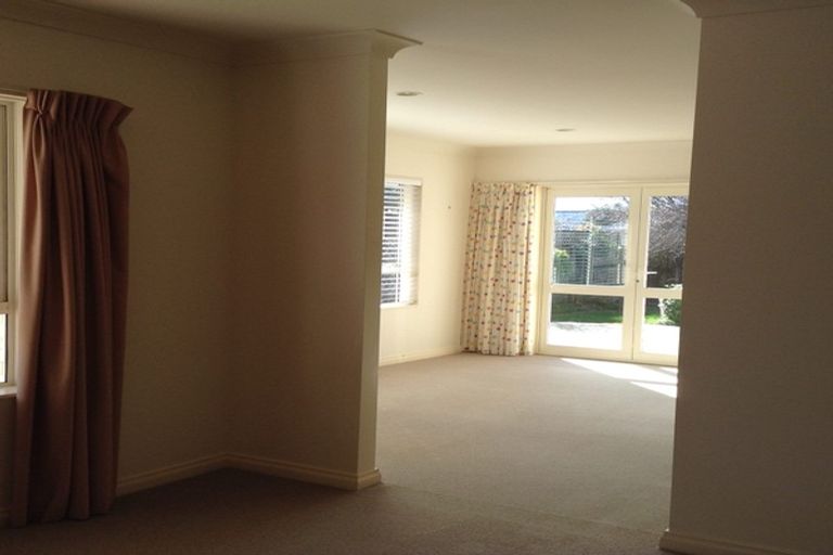 Photo of property in 45 Kapanui Road, Waikanae, 5036