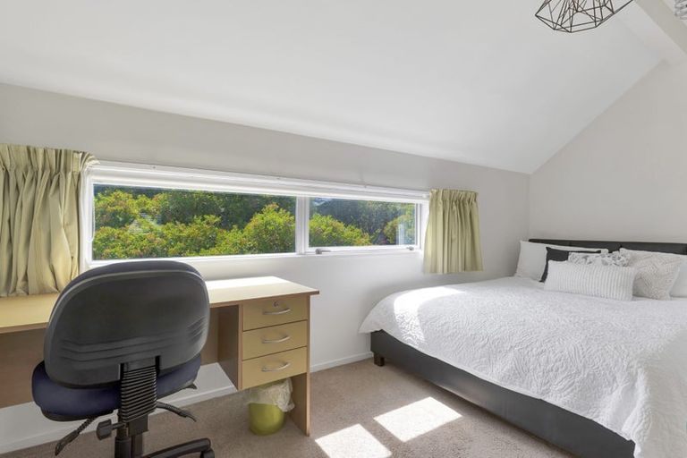 Photo of property in 107 Windermere Road, Papanui, Christchurch, 8053