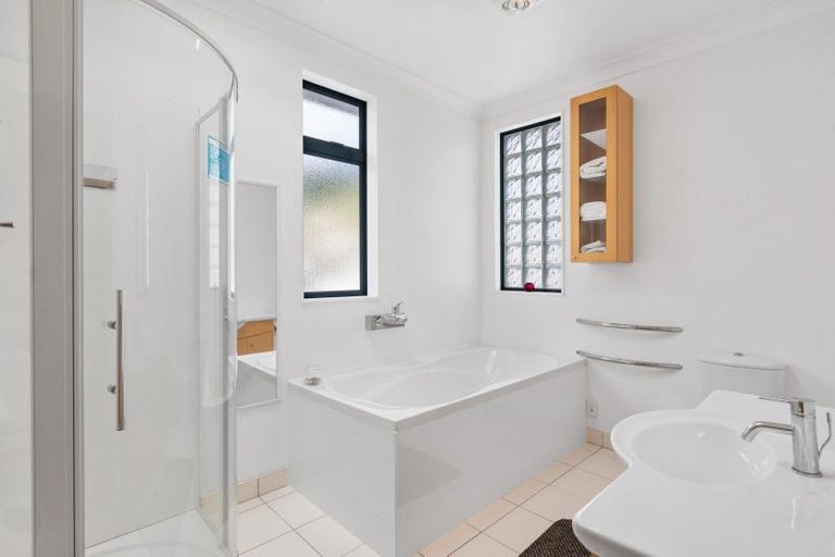 Photo of property in 41a Waikawa Road, Picton, 7220