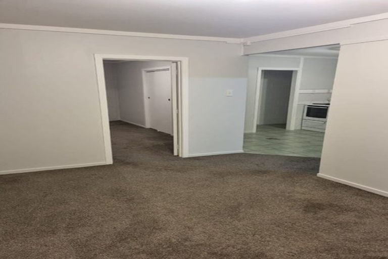 Photo of property in 52 Cramond Drive, Mangere East, Auckland, 2024
