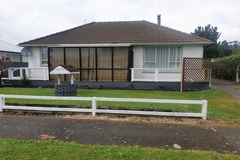 Photo of property in 6 Runciman Place, Dannevirke, 4930