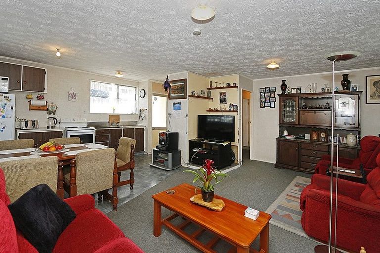 Photo of property in 11 Wilson Road, Opunake, 4616