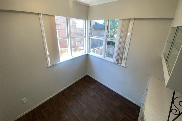 Photo of property in 96 Beaumonts Way, Manurewa, Auckland, 2102