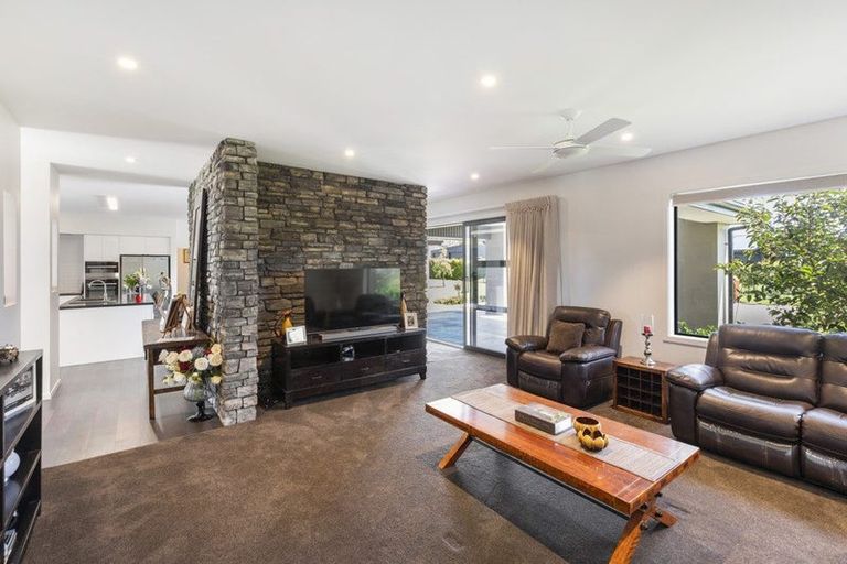 Photo of property in 25 Hallfield Drive, Ohoka, Kaiapoi, 7692