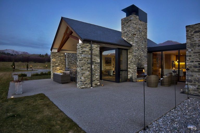 Photo of property in 281 Lower Shotover Road, Speargrass Flat, Queenstown, 9371