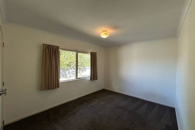 Photo of property in 18 Maddison Place, Welcome Bay, Tauranga, 3112