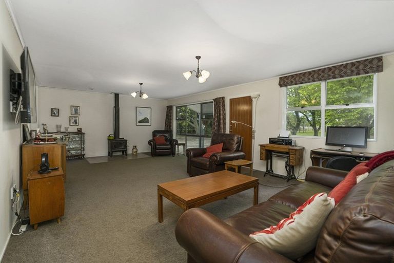 Photo of property in 1863 Rongotea Road, Kairanga, Palmerston North, 4475