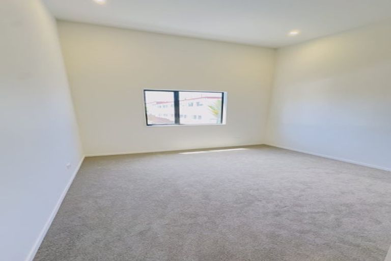 Photo of property in 11/13 Arawa Street, New Lynn, Auckland, 0600