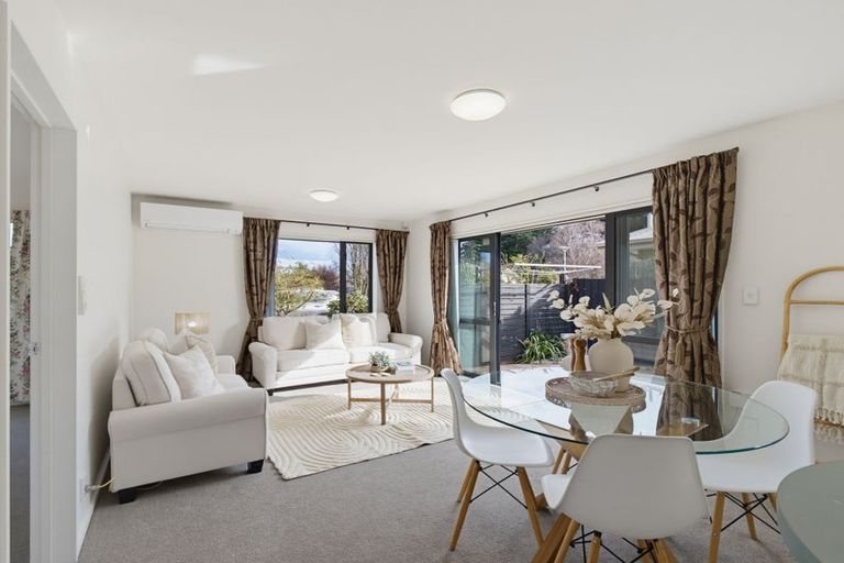 Photo of property in 1/42 Sawyers Arms Road, Northcote, Christchurch, 8052