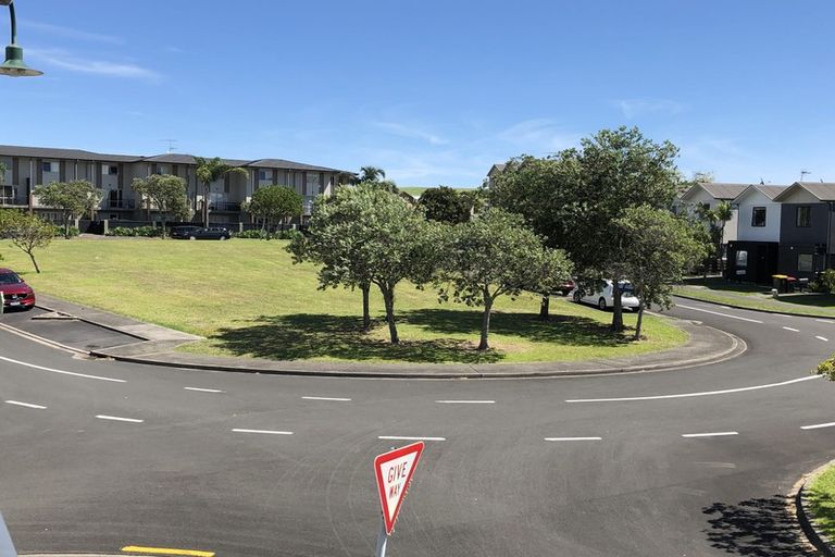 Photo of property in 3 Opito Way, East Tamaki, Auckland, 2013