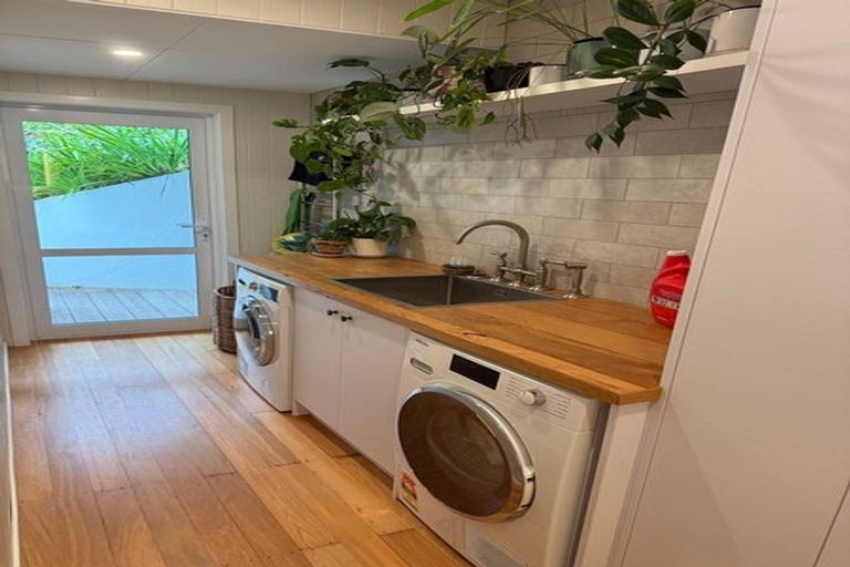 Photo of property in 29 Crisp Road, Parua Bay, Whangarei, 0174