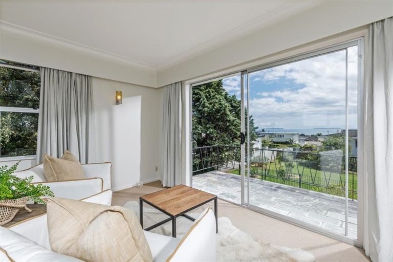 Photo of property in 8a Hauraki Road, Hauraki, Auckland, 0622