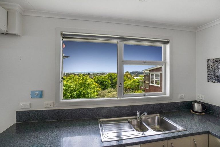 Photo of property in 9 Norfolk Road, Stanmore Bay, Whangaparaoa, 0932