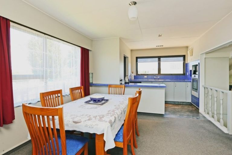 Photo of property in 42 Spriggs Crescent, Greenmeadows, Napier, 4112
