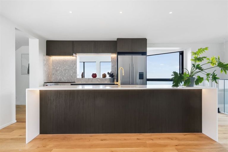 Photo of property in 8 Appian Lane, Scarborough, Christchurch, 8081