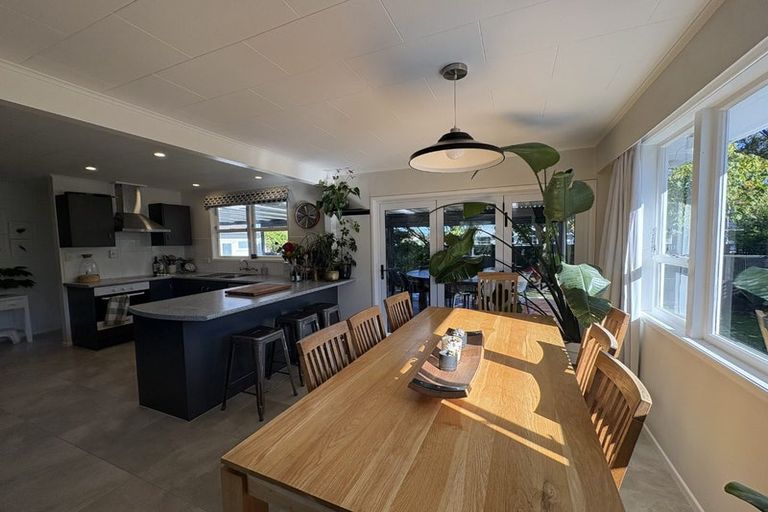 Photo of property in 24 Christie Crescent, Havelock North, 4130