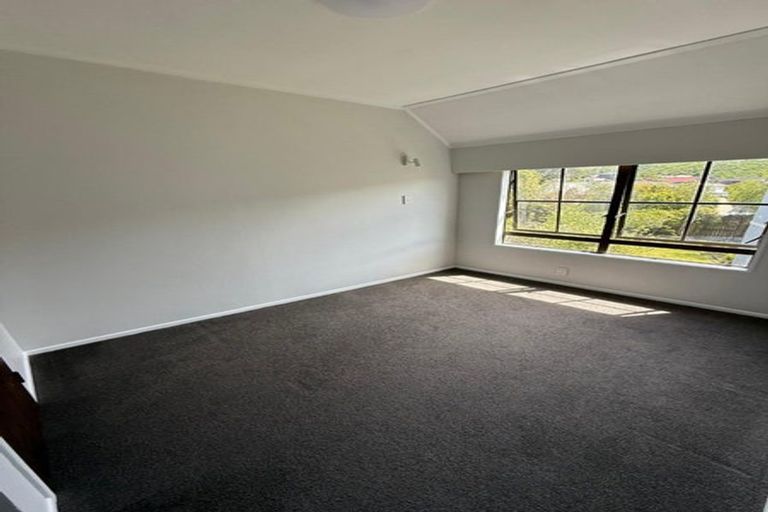 Photo of property in 8a Mallard Grove, Churton Park, Wellington, 6037