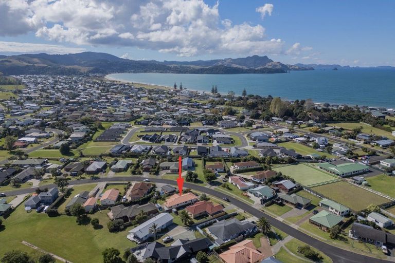 Photo of property in 33 Springbok Avenue, Whitianga, 3510