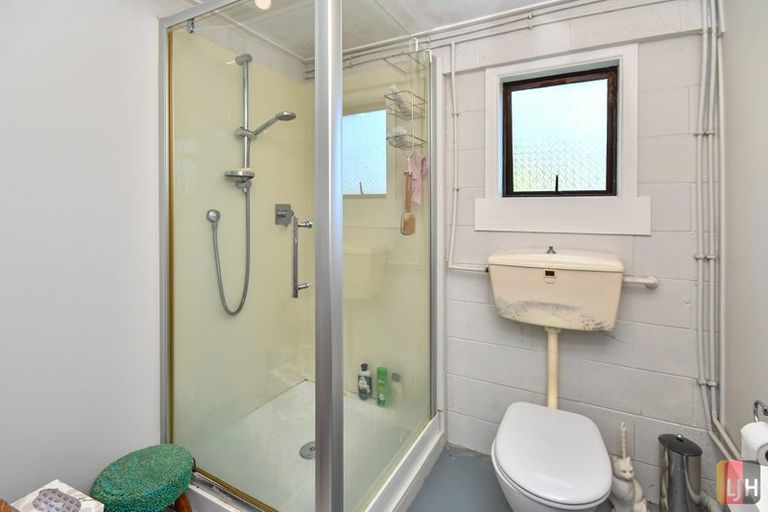 Photo of property in 20 Renwick Street, Papakura, 2110