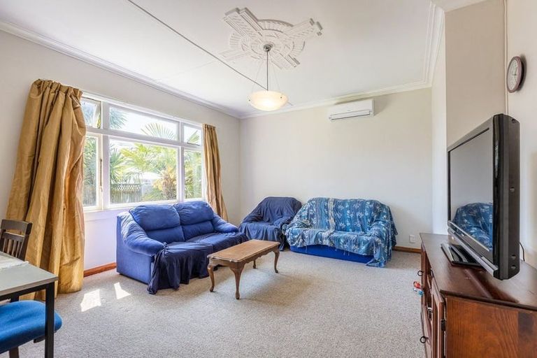 Photo of property in 168 Park Road, West End, Palmerston North, 4410