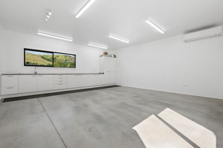 Photo of property in 154 Ohinepanea Road, Pukehina, Te Puke, 3186