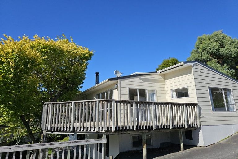 Photo of property in 50 Postgate Drive, Whitby, Porirua, 5024