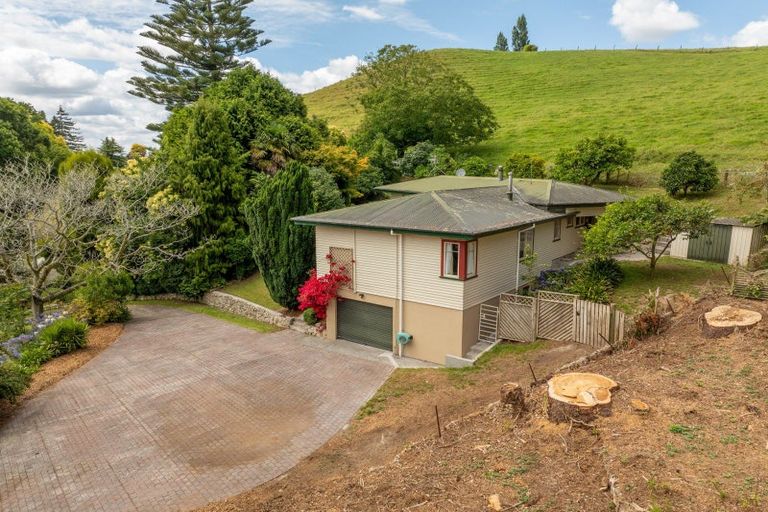 Photo of property in 96 Main Road, Tirau, 3410