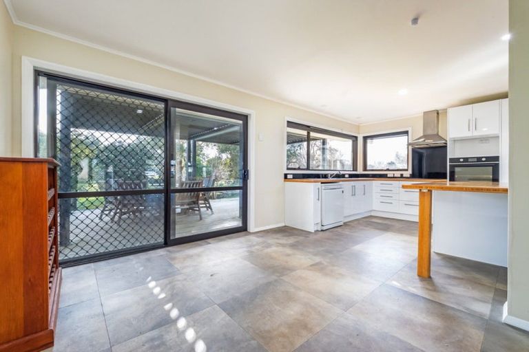 Photo of property in 73 Fergusson Street, Woodville, 4920