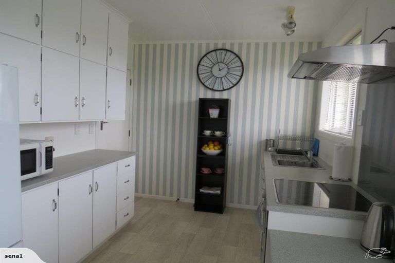 Photo of property in 30 Montgomery Street, Feilding, 4702