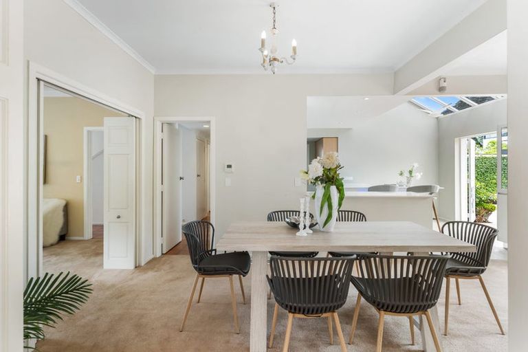 Photo of property in 206 Hurstmere Road, Takapuna, Auckland, 0622