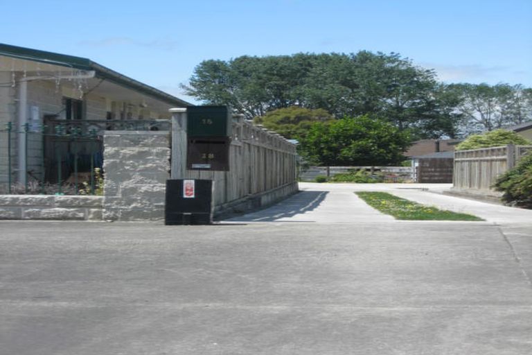 Photo of property in 16 Ursula Drive, Feilding, 4702