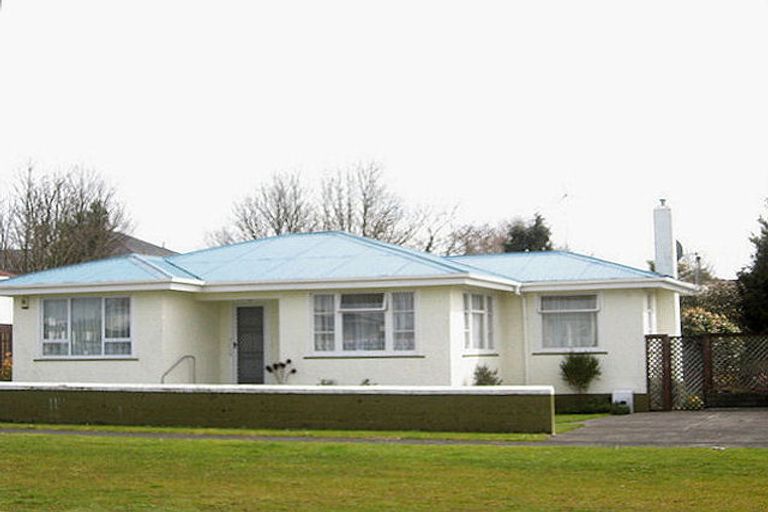 Photo of property in 24 Seyton Street, Stratford, 4332