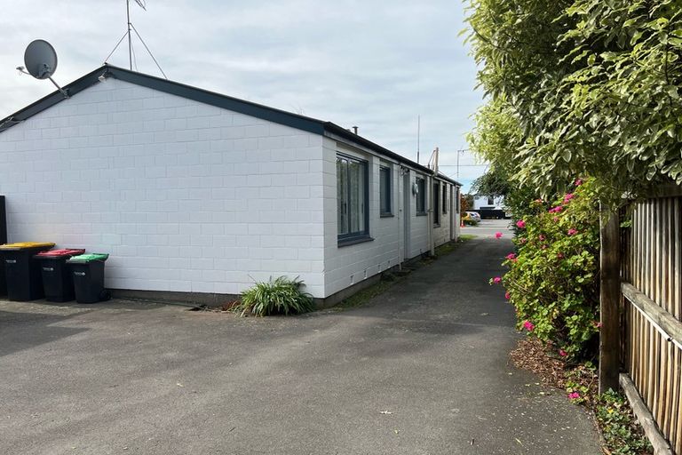 Photo of property in 2/151 Ilam Road, Ilam, Christchurch, 8041