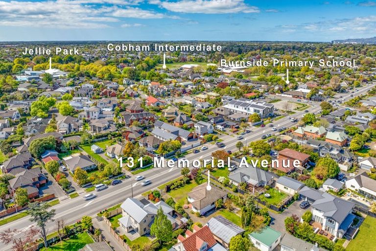 Photo of property in 131 Memorial Avenue, Burnside, Christchurch, 8053