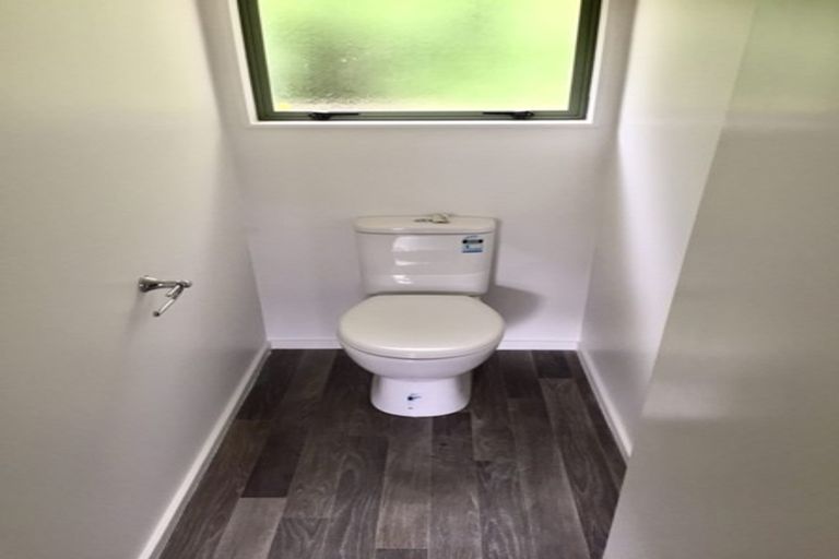 Photo of property in 3/596 Whangaparaoa Road, Stanmore Bay, Whangaparaoa, 0932