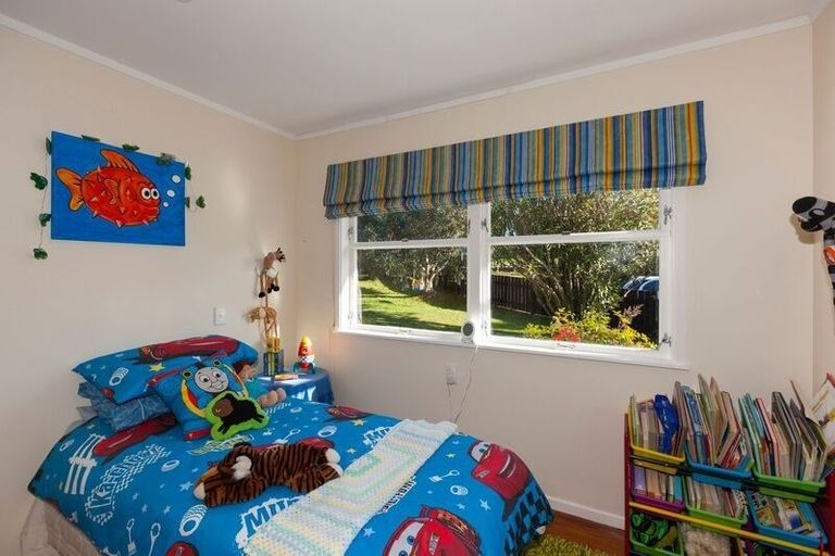 Photo of property in 96 Matatua Road, Raumati Beach, Paraparaumu, 5032