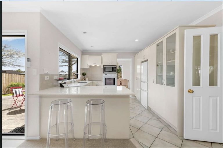Photo of property in 55 Armoy Drive, East Tamaki, Auckland, 2016