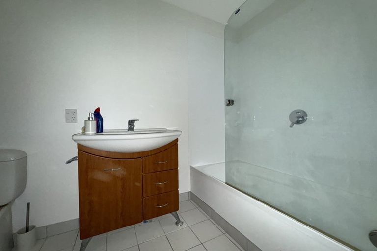 Photo of property in 102 Barnard Street, Wadestown, Wellington, 6012