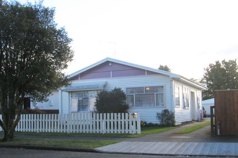 Photo of property in 2 Campaign Street, Napier South, Napier, 4110