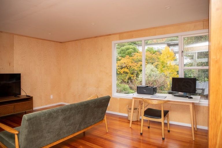 Photo of property in 171 Muritai Road, Eastbourne, Lower Hutt, 5013