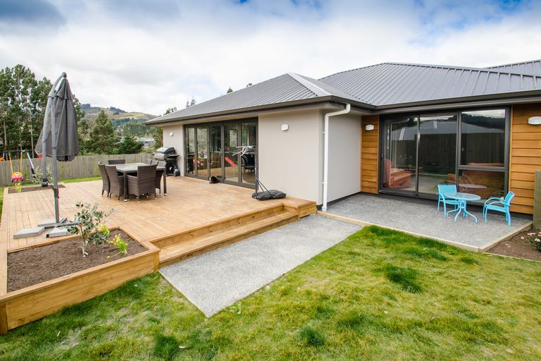 Photo of property in 59 Grandvista Drive, Green Island, Dunedin, 9018