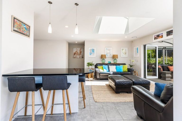 Photo of property in 12 Orne Street, Torbay, Auckland, 0630