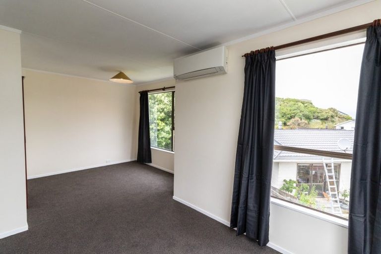 Photo of property in 10a Stonefield Place, Johnsonville, Wellington, 6037