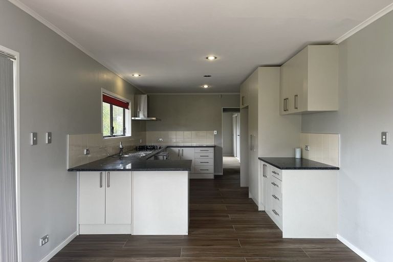 Photo of property in 463 Beach Road, Murrays Bay, Auckland, 0630