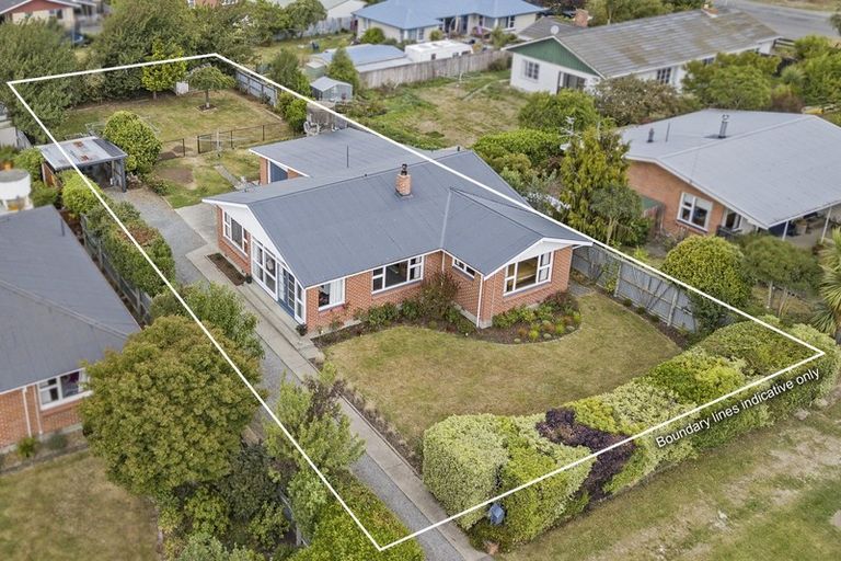 Photo of property in 2 Mcilraith Street, Darfield, 7510