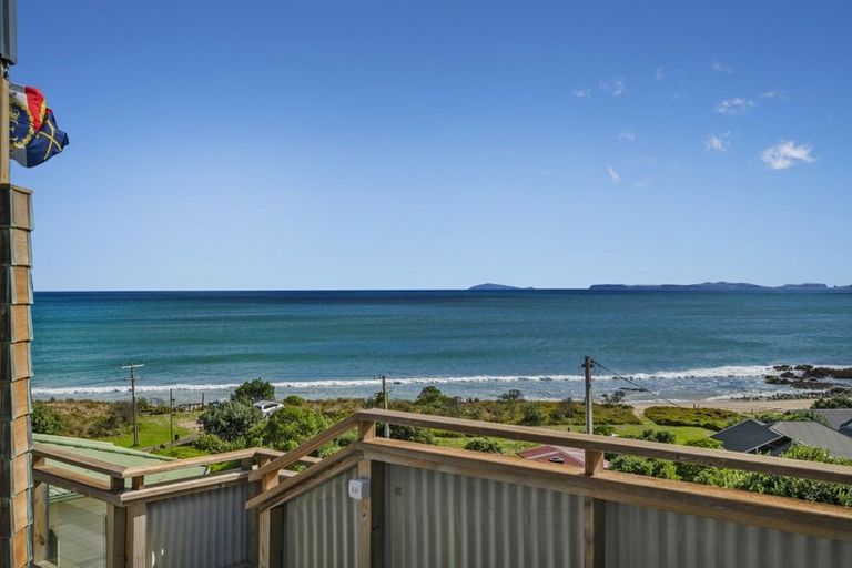 Photo of property in 165 Bluff Road, Kuaotunu West, Whitianga, 3592