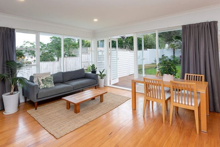 Photo of property in 1/12 Howe Street, Howick, Auckland, 2014