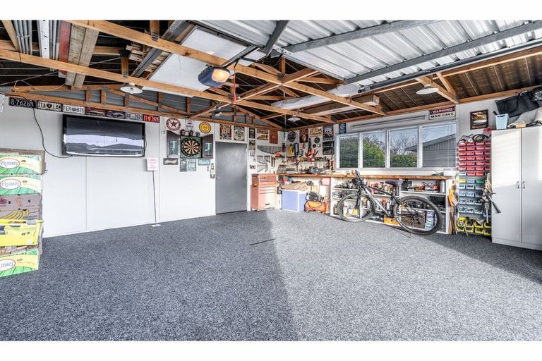 Photo of property in 61 Vogel Street, Waikiwi, Invercargill, 9810